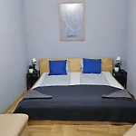 Hostel Beautiful On The Joseph Boulevard *